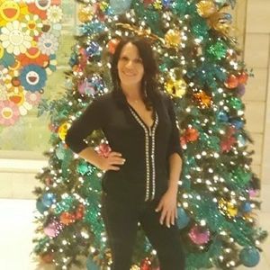 Meet your Posher, Andrea